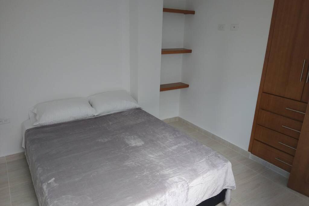 Apartment Hermoso Y Amplio Con Garaje En
